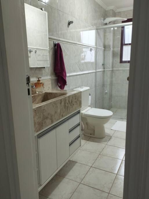 Na Frente Da Apartamento Itanhaém