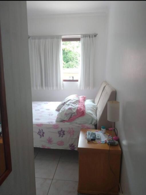 Na Frente Da Apartamento *